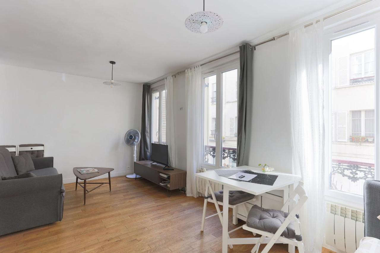Eiffel Tower Royal Apartment Paris Exterior foto